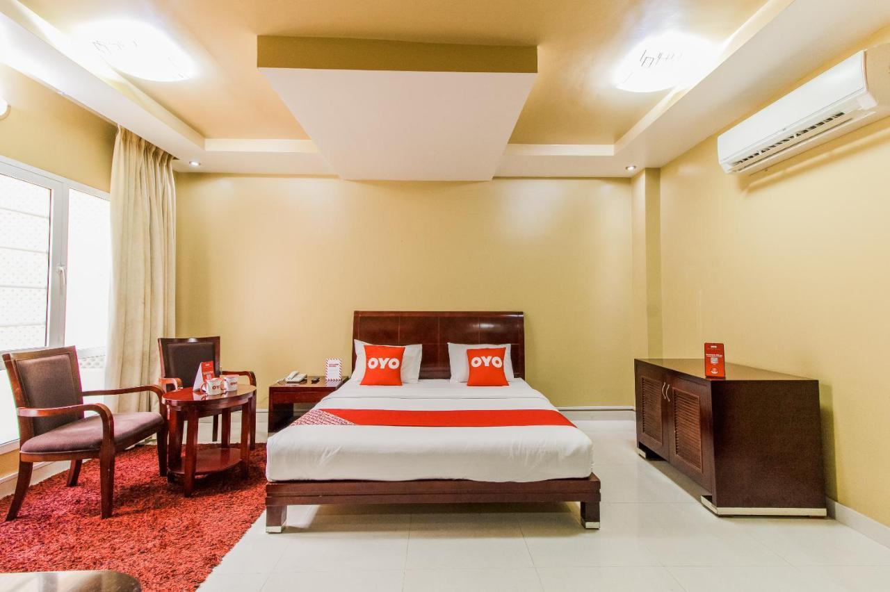 Oyo 109 Al Thabit Modern Hotel Apartment Ḩayl Āl ‘Umayr Esterno foto