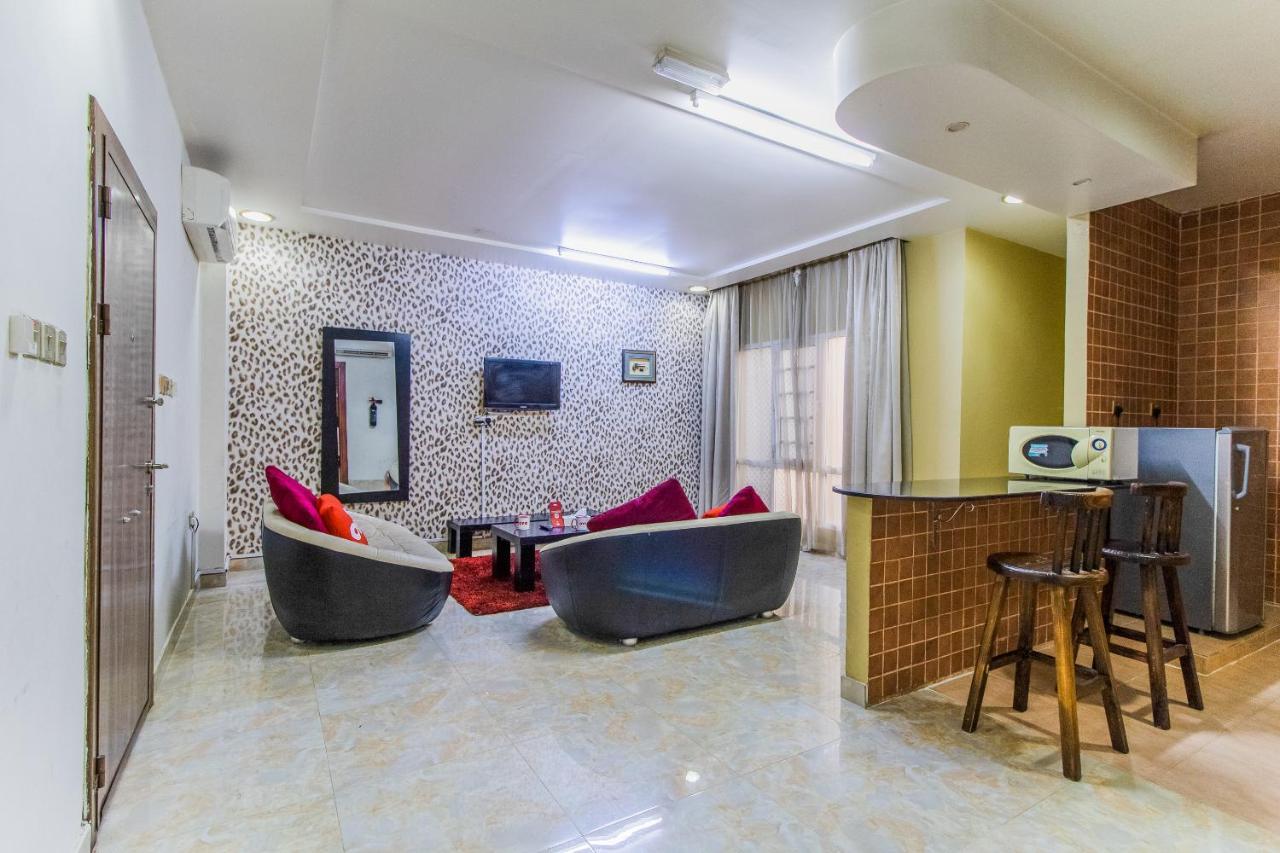 Oyo 109 Al Thabit Modern Hotel Apartment Ḩayl Āl ‘Umayr Esterno foto