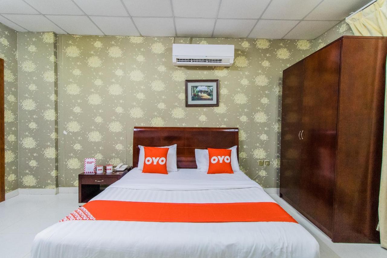 Oyo 109 Al Thabit Modern Hotel Apartment Ḩayl Āl ‘Umayr Esterno foto