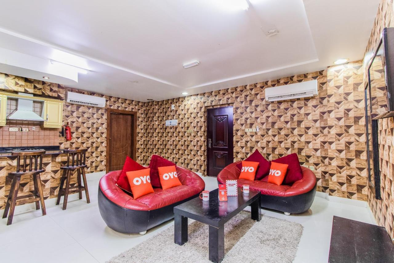 Oyo 109 Al Thabit Modern Hotel Apartment Ḩayl Āl ‘Umayr Esterno foto