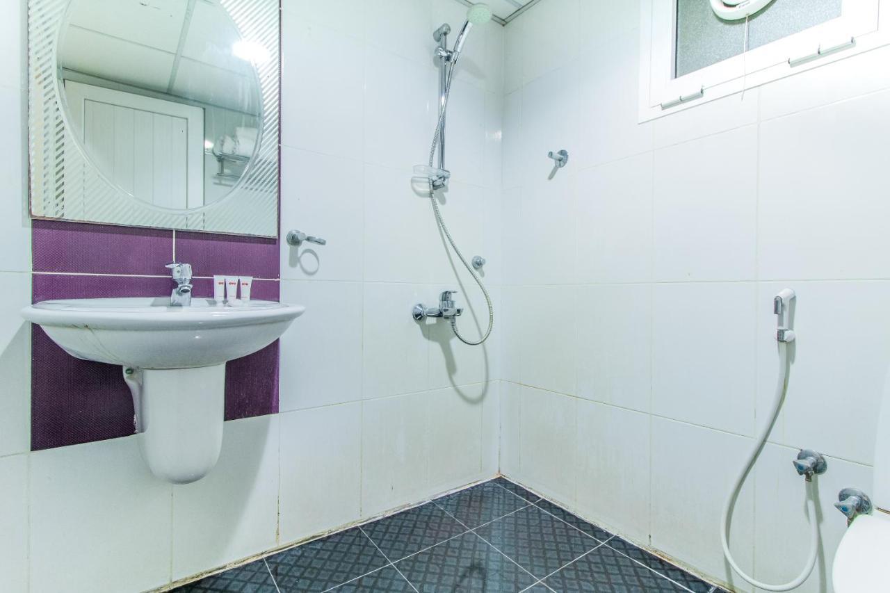 Oyo 109 Al Thabit Modern Hotel Apartment Ḩayl Āl ‘Umayr Esterno foto